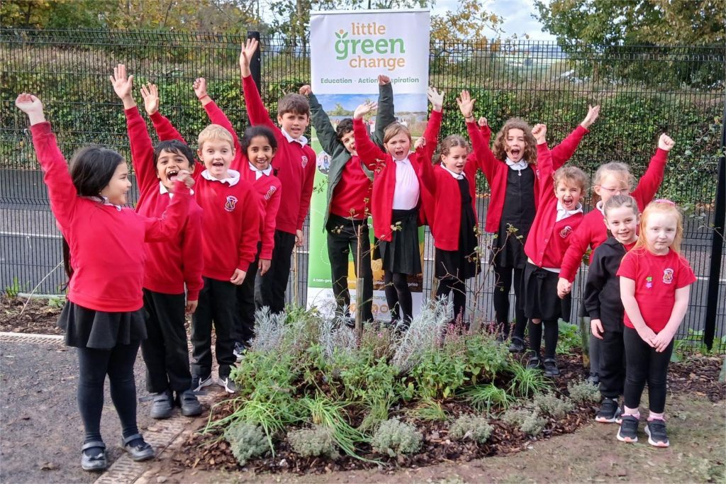 Plants for pollinators bed, Little Green Change